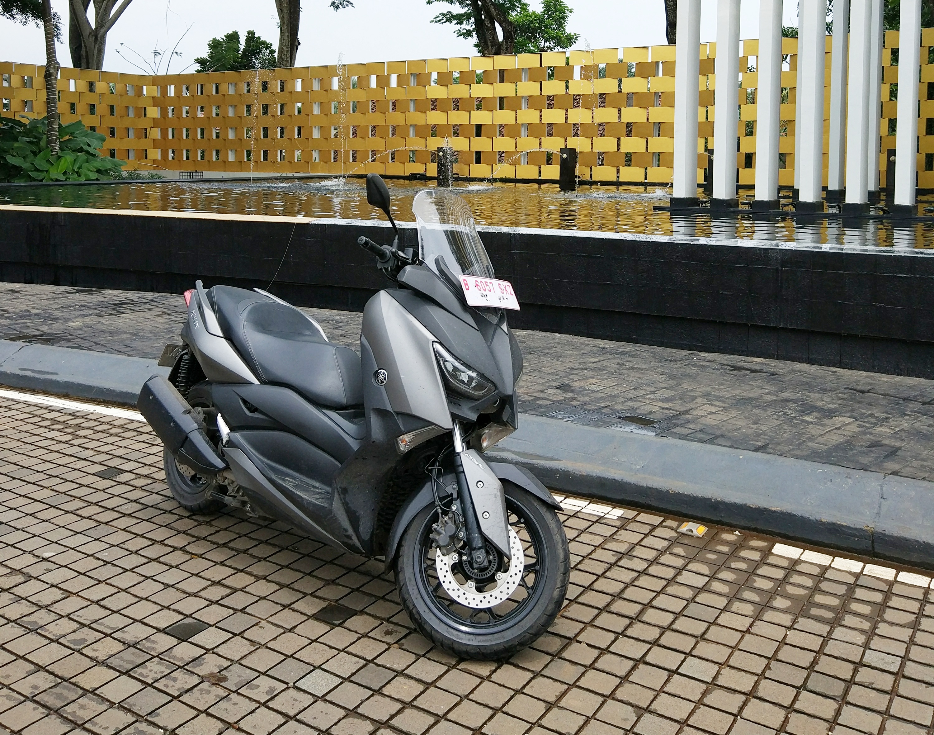 Full Width Image