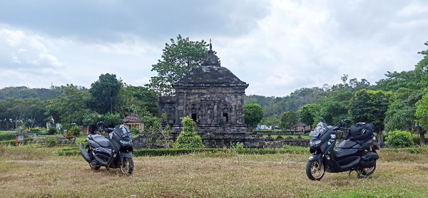 Full Width Image