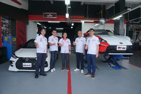 Launching GR Garage Sebagai One-Stop Community Hub: Perluas Kehadiran ...